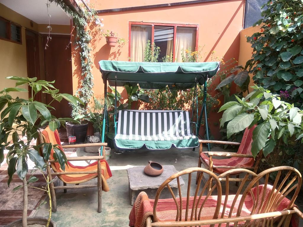 أويانتيتامْبو Wasi Away Hostel المظهر الخارجي الصورة