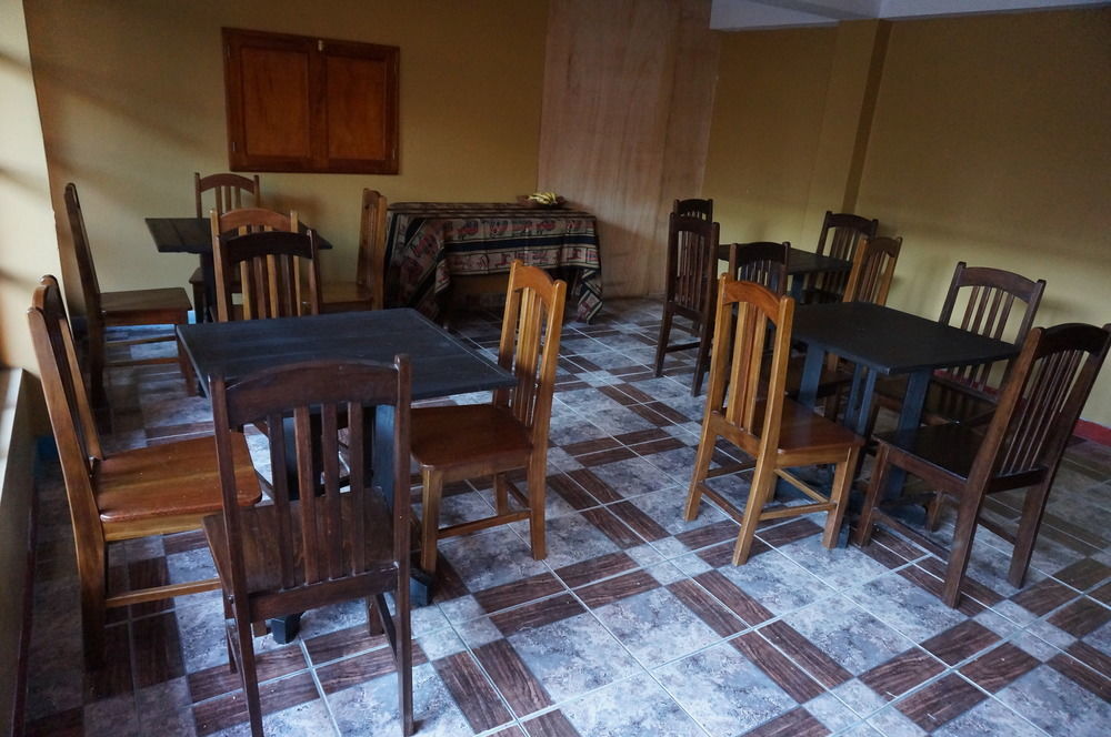 أويانتيتامْبو Wasi Away Hostel المظهر الخارجي الصورة