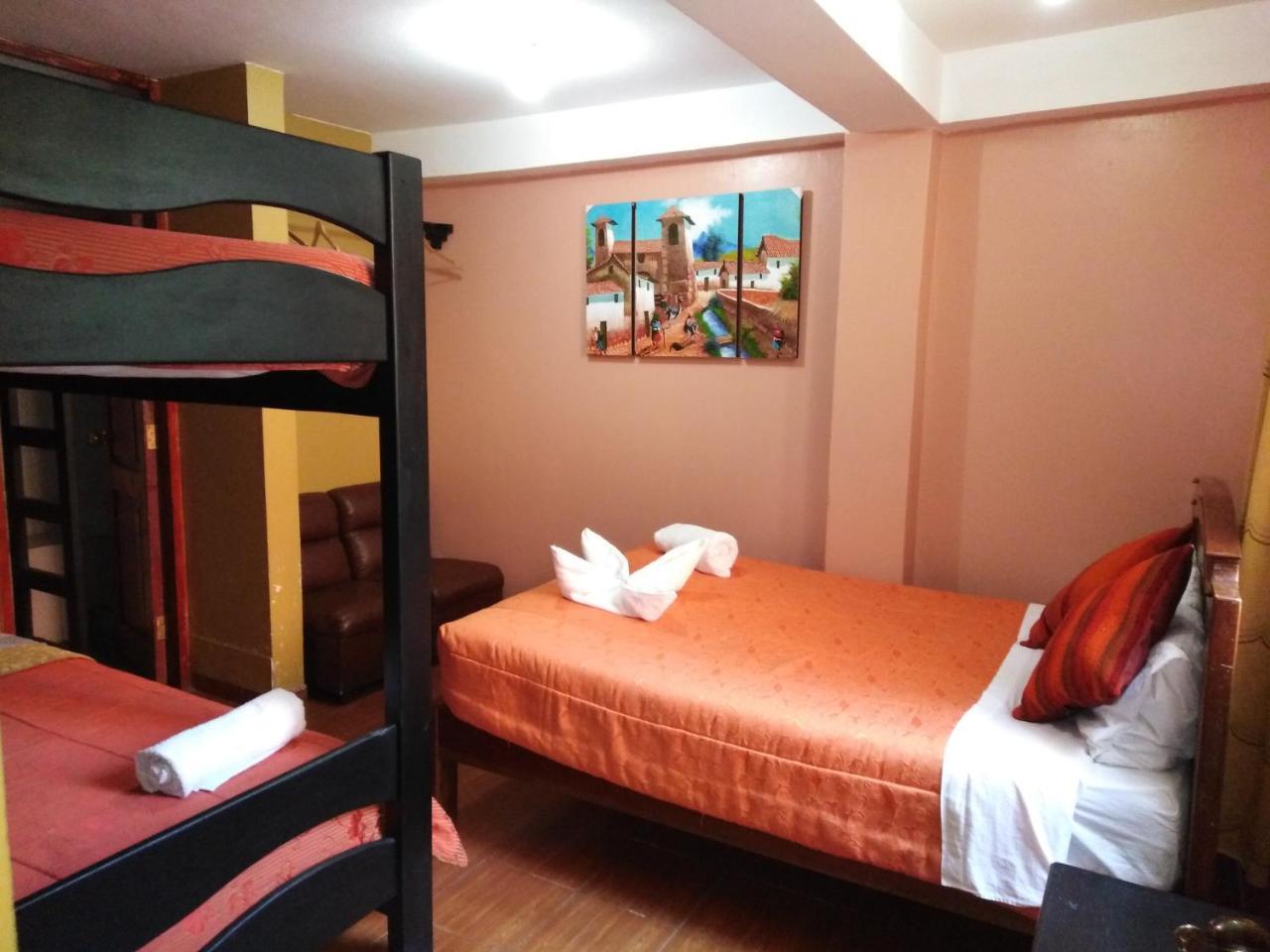 أويانتيتامْبو Wasi Away Hostel المظهر الخارجي الصورة